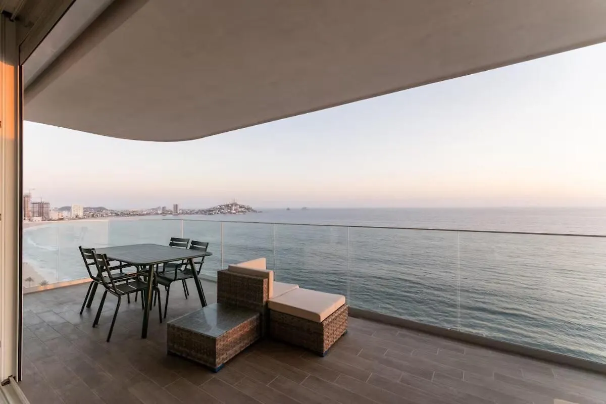 Accommodation In Front Of The Pier Cristal Bay 1504 Mazatlán
